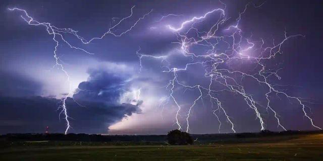 Lightning Kills Mvurwi Farmer