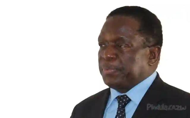 Mnangagwa Promotes 10 Senior Air Force Officers