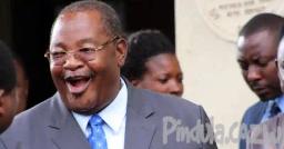 Obert Mpofu Tenders In Resignation