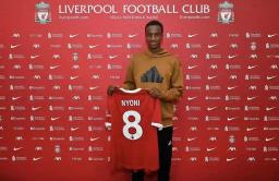 Zimbabwean Midfielder, Trey Nyoni, Joins Liverpool