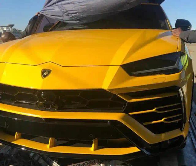 ZIMBABWEANS REACT: To ZANU PF MP Buying A US$210 000 Lamborghini